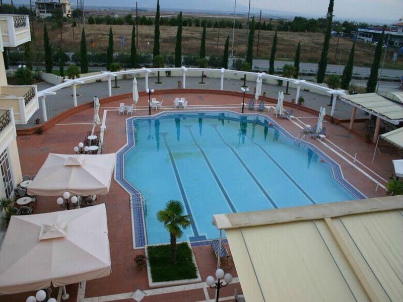 Kouros Hotel Dráma Instalações foto