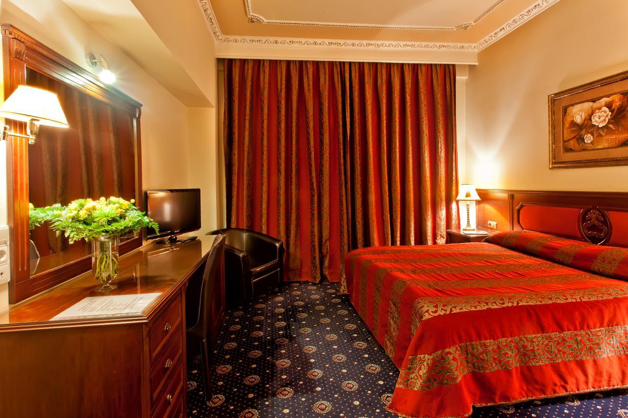 Kouros Hotel Dráma Quarto foto